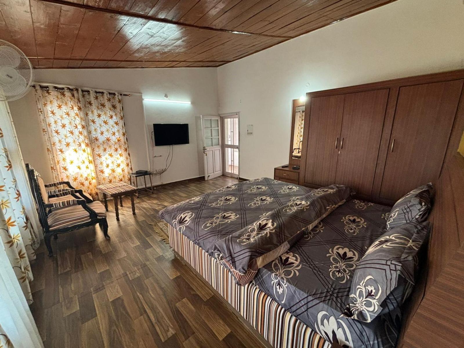 5 Bedrooms By Humble Stay Kasauli Εξωτερικό φωτογραφία