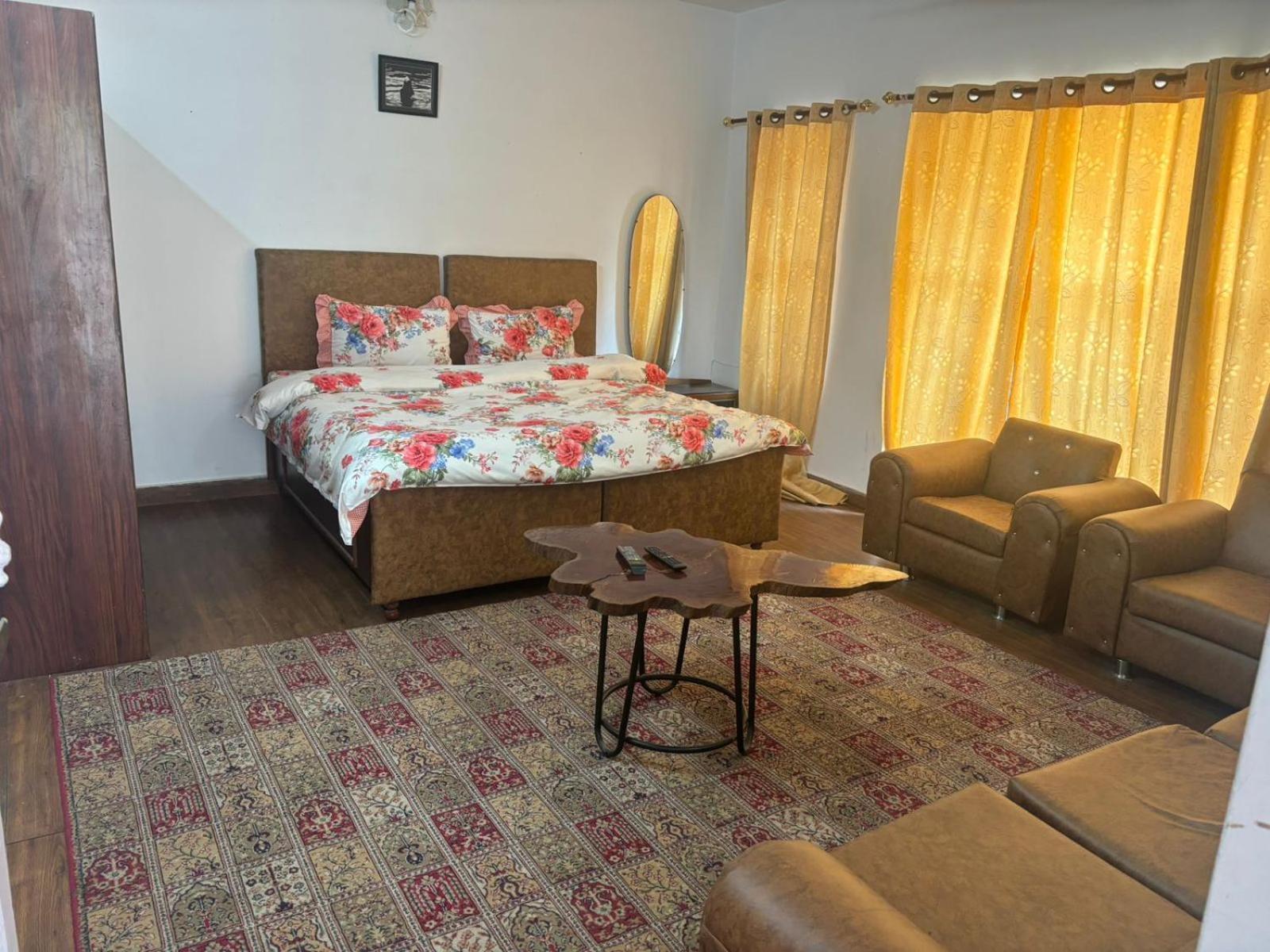 5 Bedrooms By Humble Stay Kasauli Εξωτερικό φωτογραφία